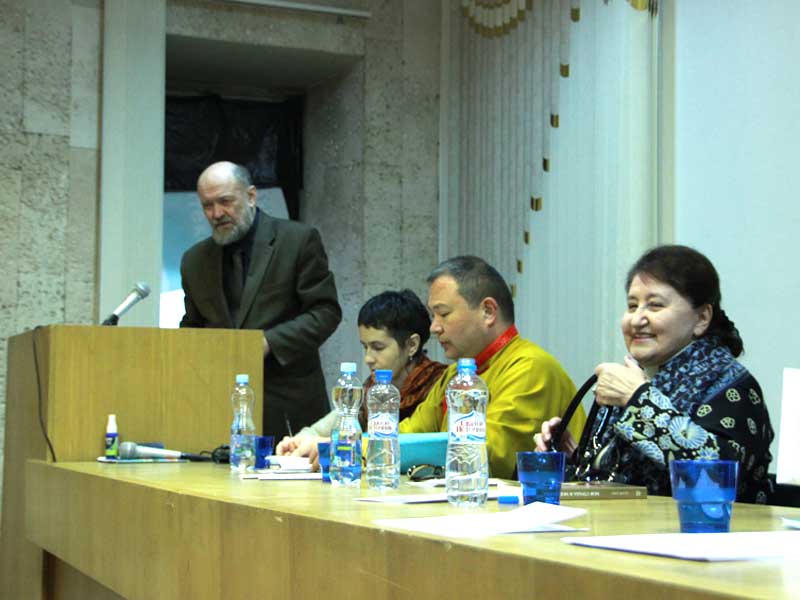 12 ноября в стенах ИВ РАН состоялся круглый стол на тему: 