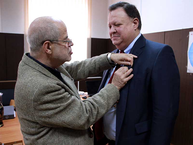 Наумкин В.В. наградил «медалью И.Ю. Крачковского» вице-президента ОАО «Корпорация 