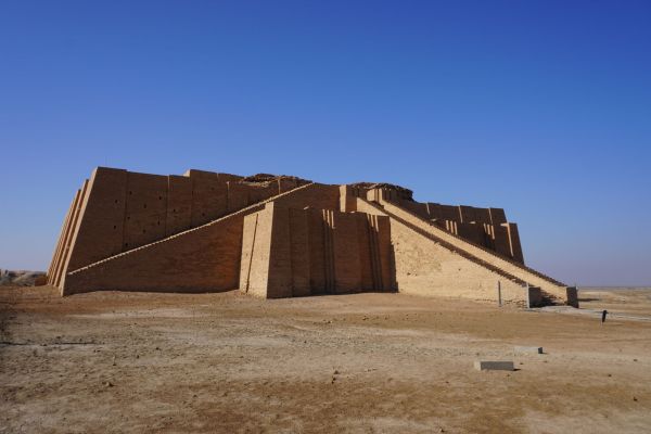 Великий зиккурат в Уре.<br />
Ур, Ирак. 21.11.2022 / номинация "археология"
