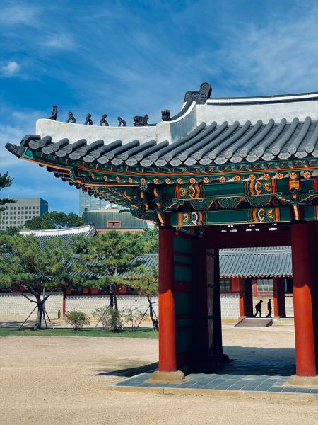 «Ворота Кванмёнмун», Дворцовый комплекс, Токсугун, Сеул, 2021 / номинация "история"