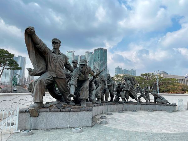 «Никто не забыт, ничто не забыто», Военный мемориал Кореи, Сеул, Весна 2021 / номинация "история"